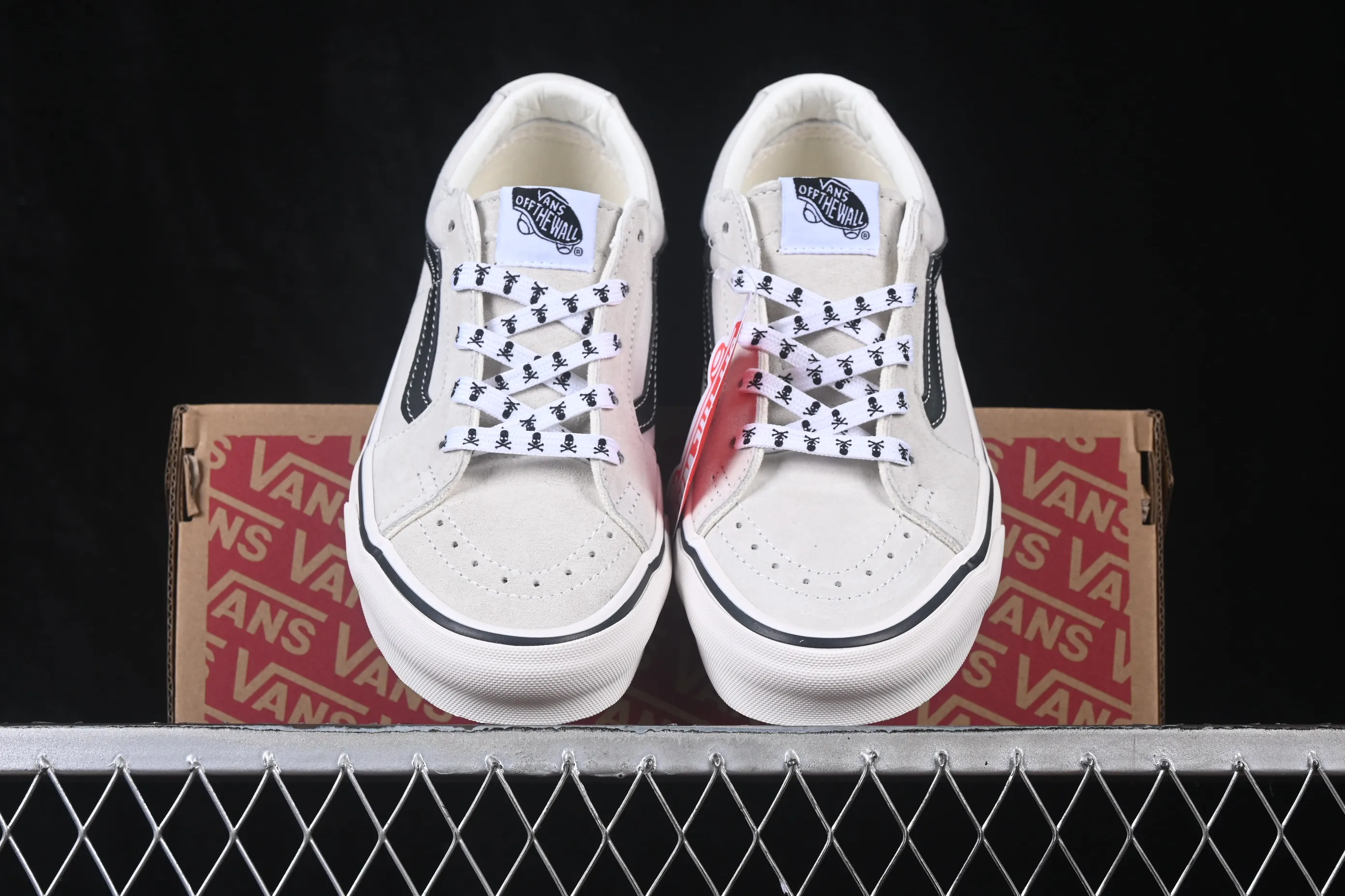 All categories Vans Vans series Vans Low Vans low-top Vans Skate Sk8-Low Vans official retro casual low-top skateboard shoes VN000CZU50K